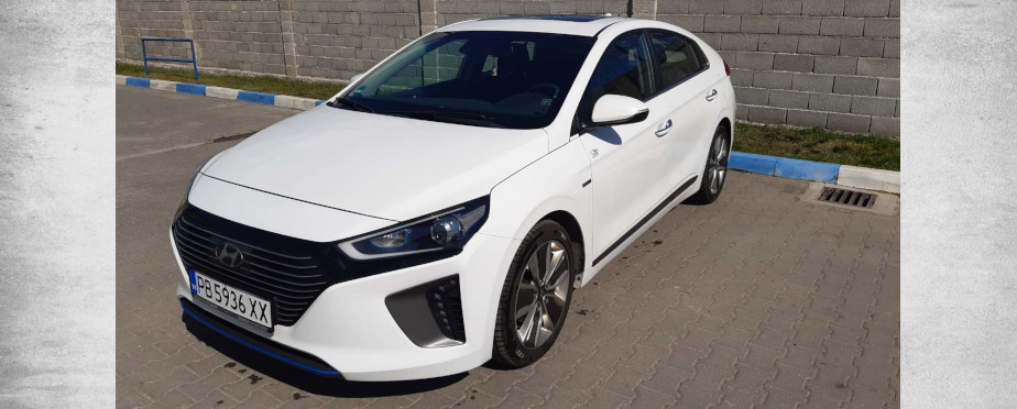 Автомобил под наем Хюндай Йоник Хибрид Автоматик - Ники Кар